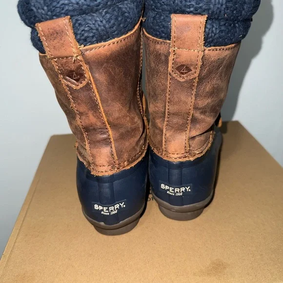 Sperry Brown and Blue Boots - Picture 4 of 8